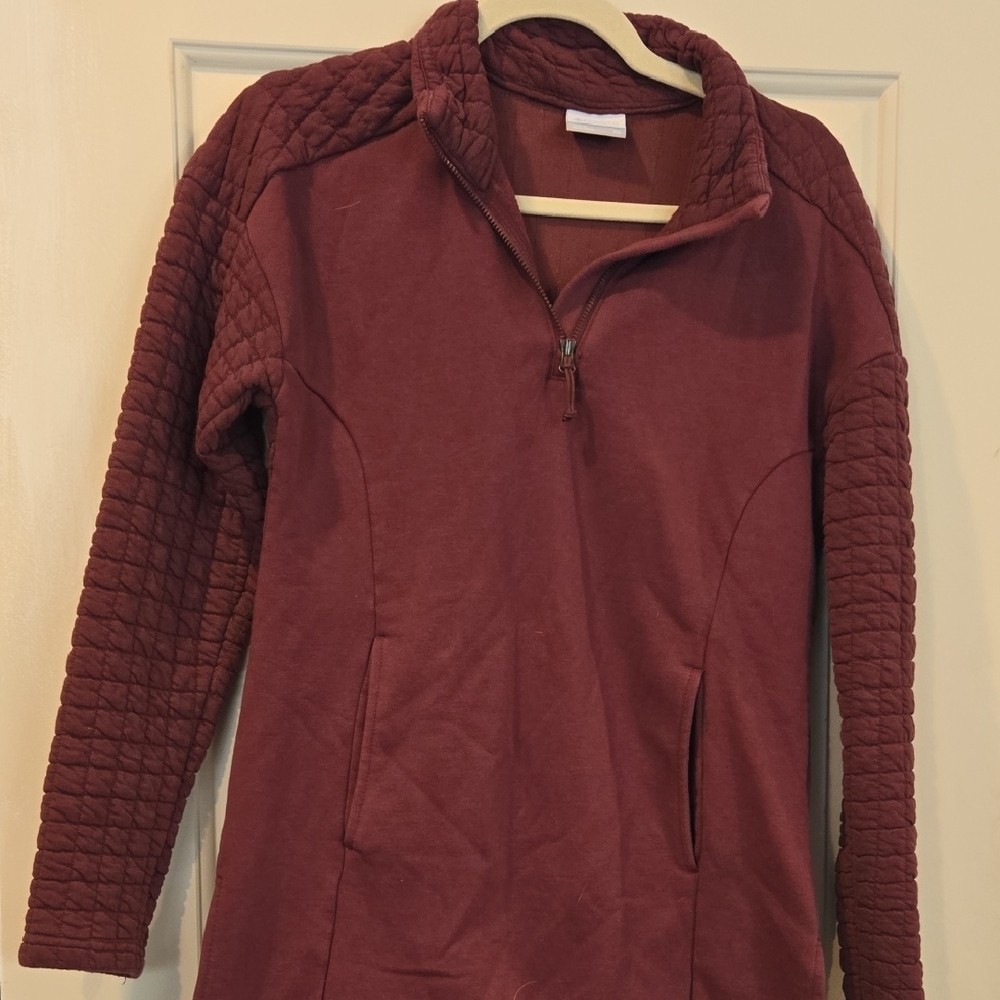 Columbia Burgundy Quilted Top